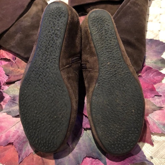 RESTRICTED ABOVE THE KNEE SUEDE BOOTS - Picture 5 of 12